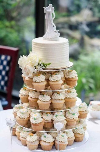 Cupcake and cake stand 5 - cake,